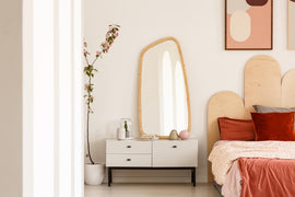 Choosing a Modern Dressing Table Mirror: Elegance and Functionality