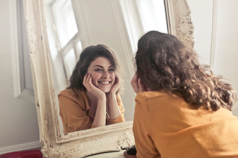Get a Streak Free Shine: 8 Home Mirror Maintenance Tips