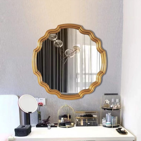 Soraya Vintage Wavy Round Wall Mirror Gold