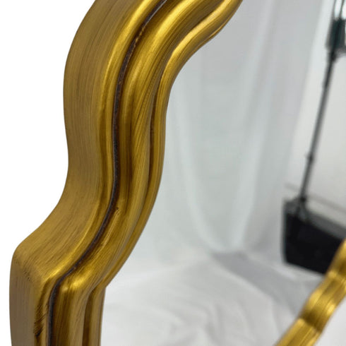 Soraya Vintage Wavy Round Wall Mirror Gold